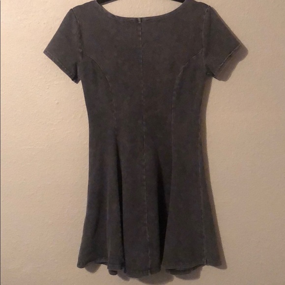 New Forever 21 t-shirt dress - Picture 2 of 3